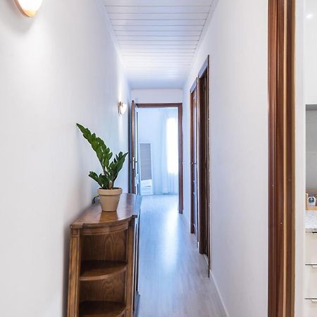 Spacious 3 Bed Apt In The Heart Of Sant Antoni Barcelona Buitenkant foto
