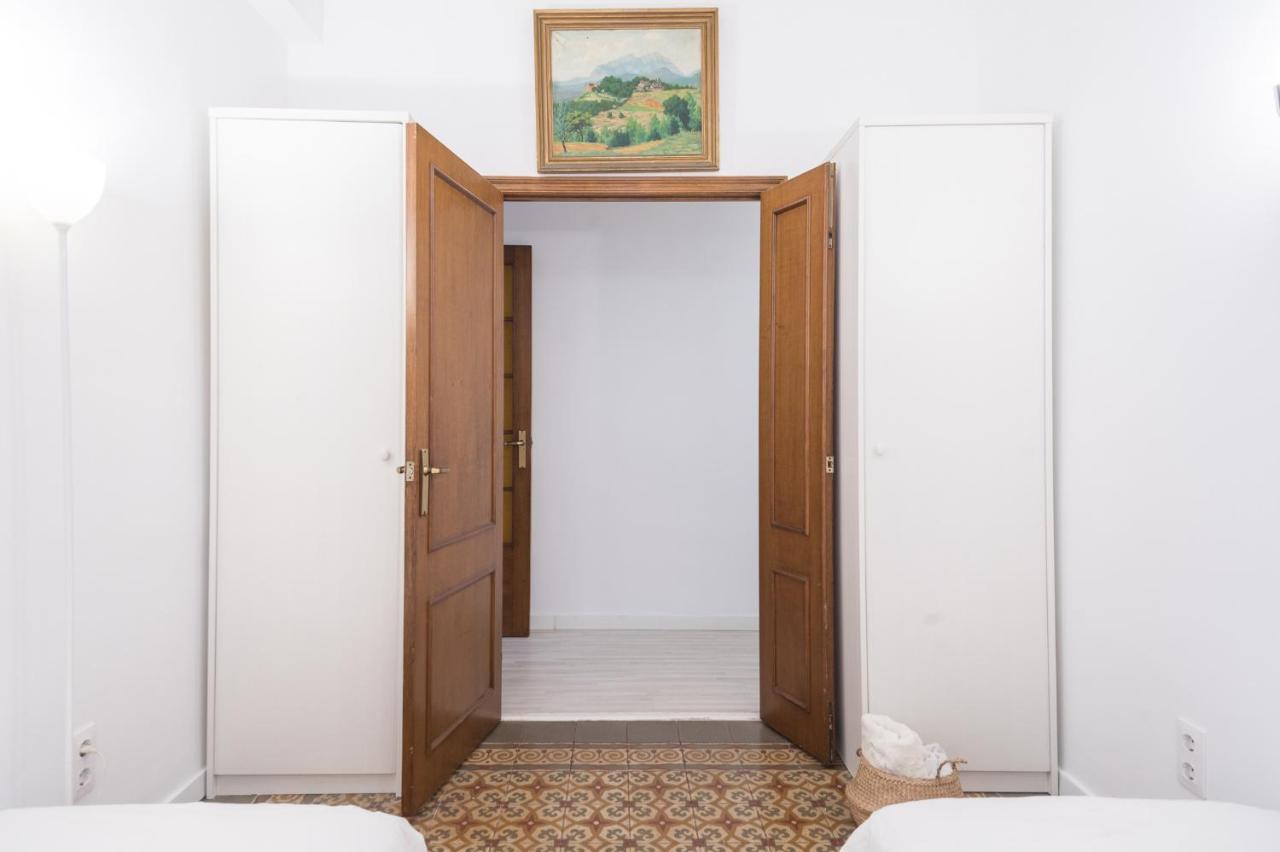 Spacious 3 Bed Apt In The Heart Of Sant Antoni Barcelona Buitenkant foto