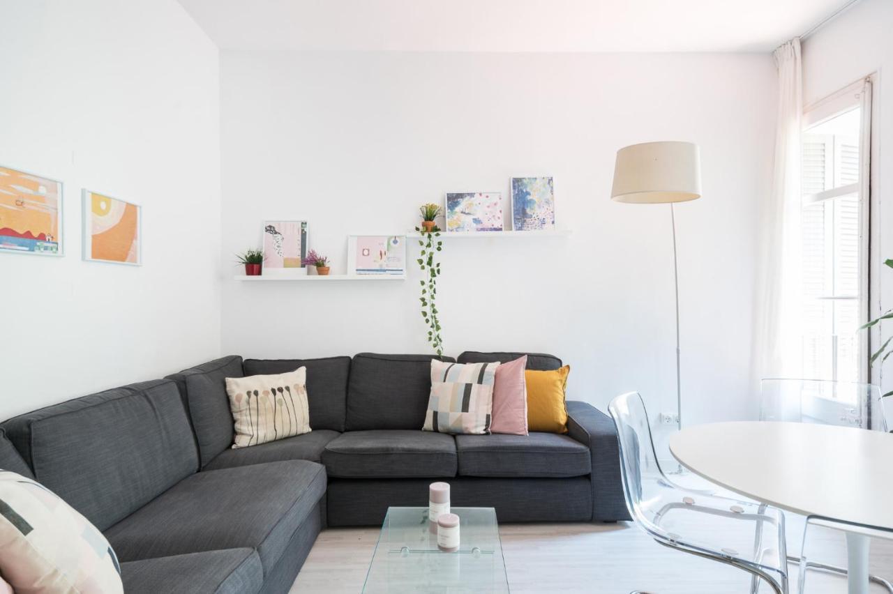 Spacious 3 Bed Apt In The Heart Of Sant Antoni Barcelona Buitenkant foto