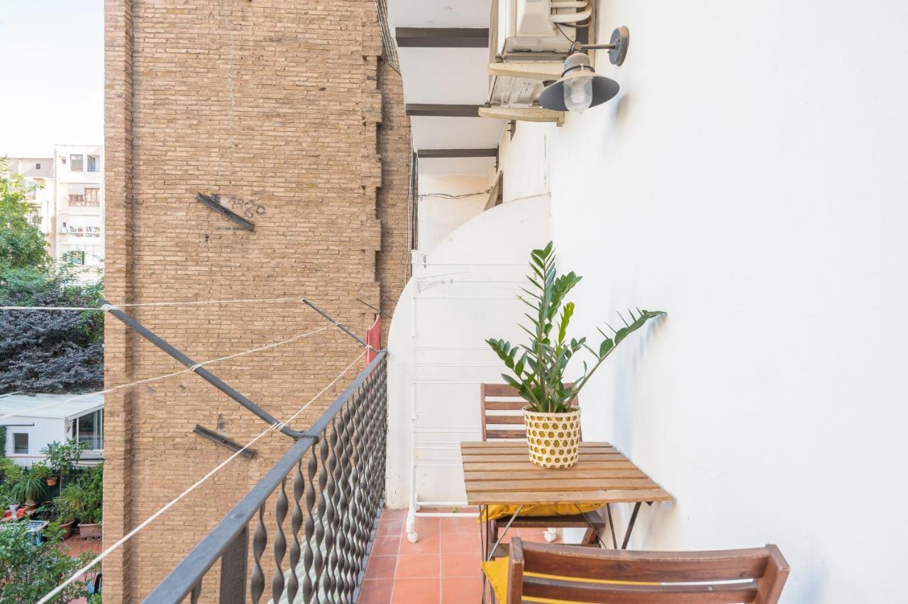 Spacious 3 Bed Apt In The Heart Of Sant Antoni Barcelona Buitenkant foto